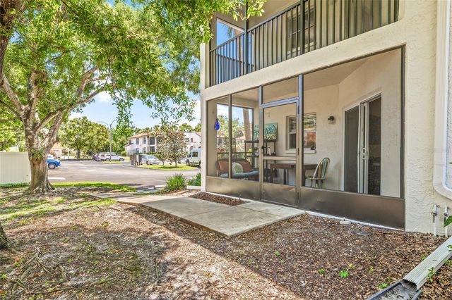 476 SANTA CRUZ PLACE NE C, St Petersburg, FL 33703