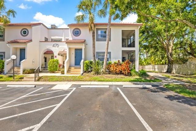 476 SANTA CRUZ PLACE NE C, St Petersburg, FL 33703