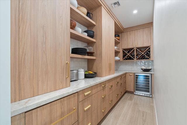 6032 NW 80th Terrace, Parkland, FL 33067