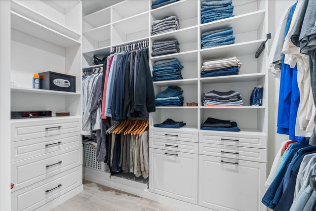 6032 NW 80th Terrace, Parkland, FL 33067