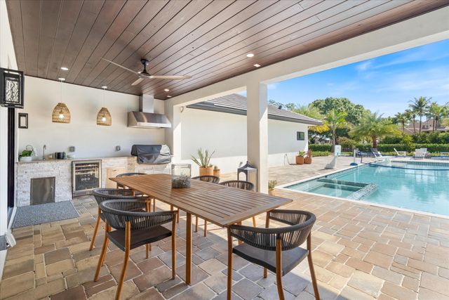 6032 NW 80th Terrace, Parkland, FL 33067