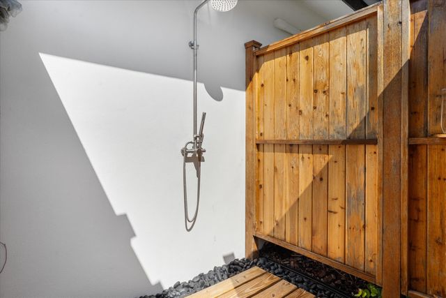 6032 NW 80th Terrace, Parkland, FL 33067