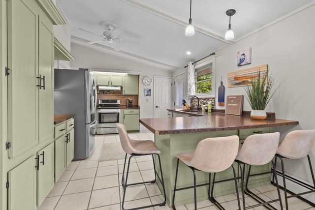N1549 Bluebird DRIVE, Lake Geneva, WI 53147