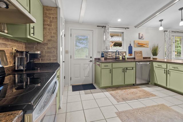 N1549 Bluebird DRIVE, Lake Geneva, WI 53147