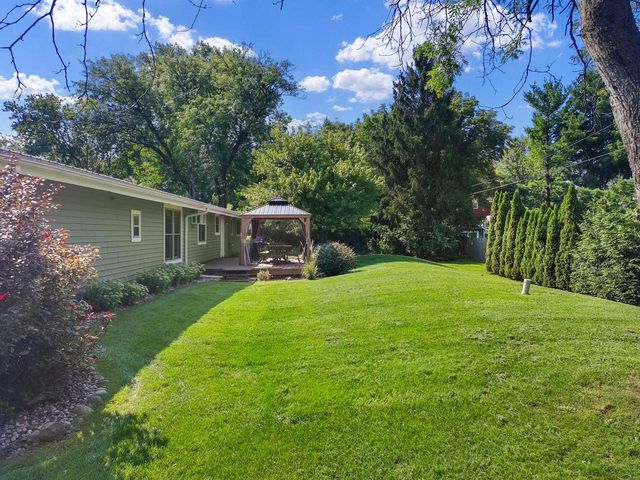 N1549 Bluebird DRIVE, Lake Geneva, WI 53147
