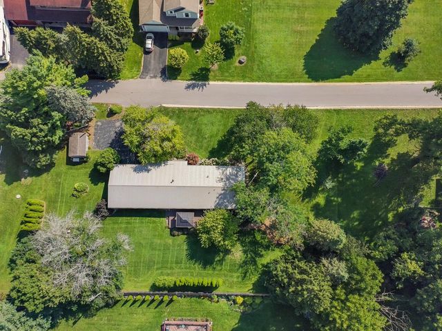 N1549 Bluebird DRIVE, Lake Geneva, WI 53147