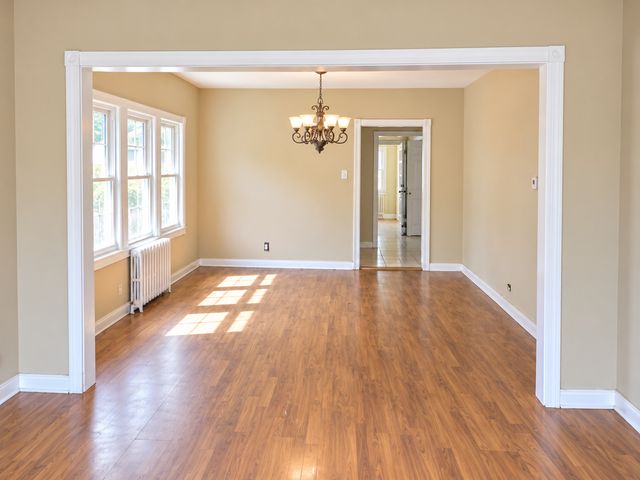 1110 N 16th Avenue, Melrose Park, IL 60160