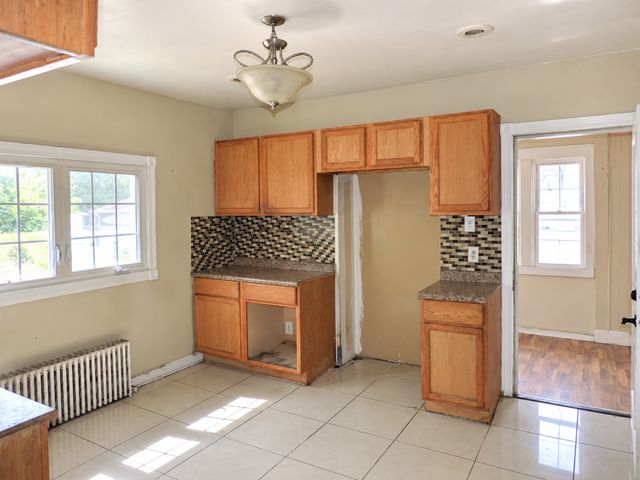 1110 N 16th Avenue, Melrose Park, IL 60160