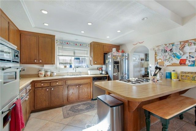 19922 Gloucester, Huntington Beach, CA 92646