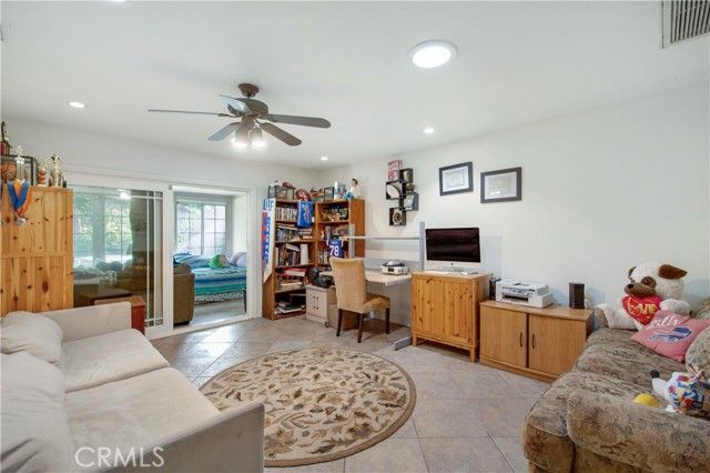 19922 Gloucester, Huntington Beach, CA 92646