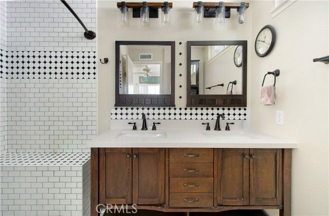 19922 Gloucester, Huntington Beach, CA 92646