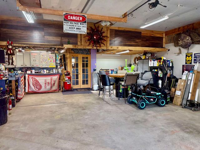 742 E Van Buren Road, Alma, MI 48801