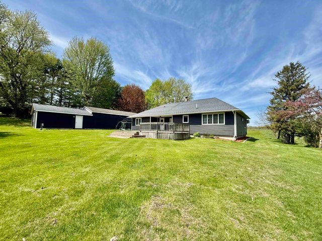 742 E Van Buren Road, Alma, MI 48801