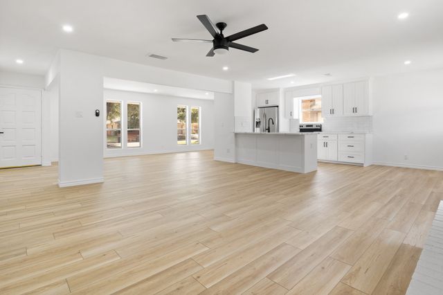 3620 Wayland Drive, Fort Worth, TX 76133