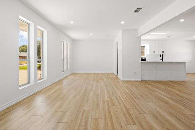 3620 Wayland Drive, Fort Worth, TX 76133