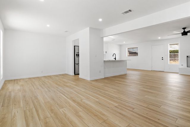 3620 Wayland Drive, Fort Worth, TX 76133