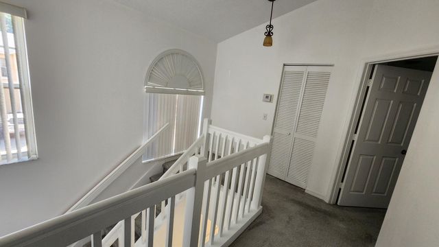 271 Live Oak Lane, Jupiter, FL 33458
