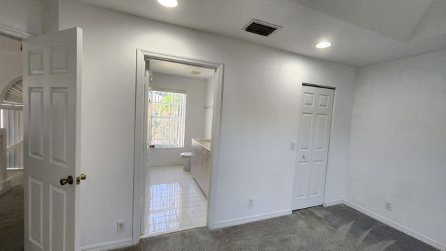 271 Live Oak Lane, Jupiter, FL 33458