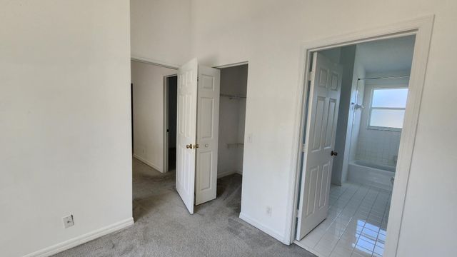 271 Live Oak Lane, Jupiter, FL 33458