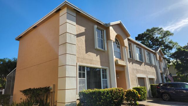 271 Live Oak Lane, Jupiter, FL 33458