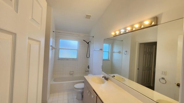 271 Live Oak Lane, Jupiter, FL 33458