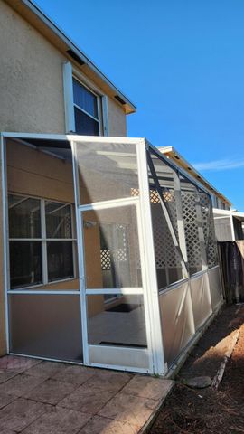 271 Live Oak Lane, Jupiter, FL 33458