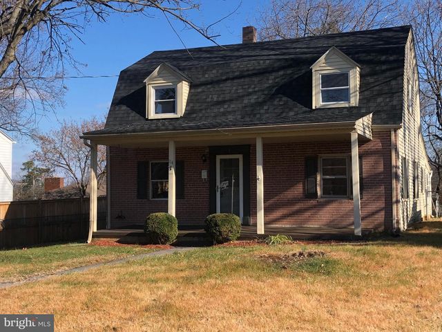 114 S CHARLES, Front Royal, VA 22630