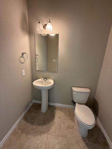 1221 Watkins Way, College Station, TX 77845