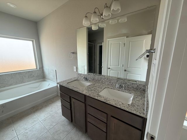 1221 Watkins Way, College Station, TX 77845