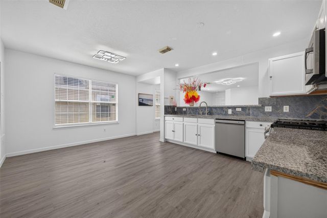 13314 Sanderford Ln, Houston, TX 77083