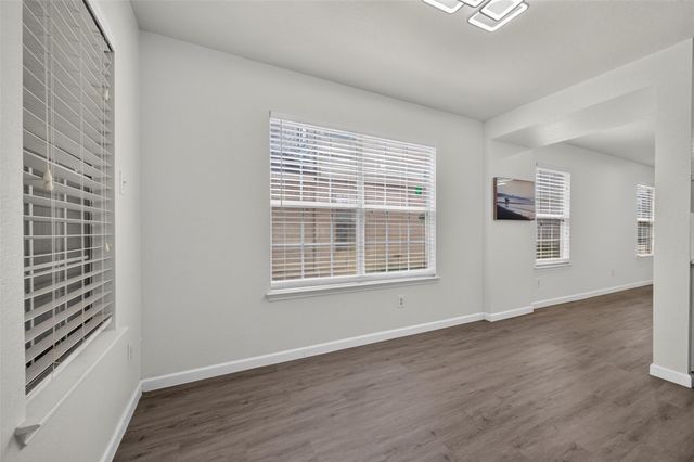 13314 Sanderford Ln, Houston, TX 77083