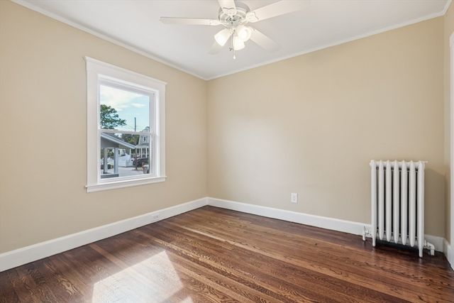14 Ruthven St, Quincy, MA 02171
