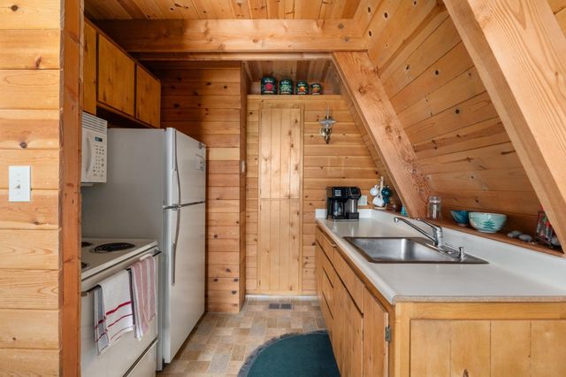 1379 Alpine Vis, Arnold, CA 95223