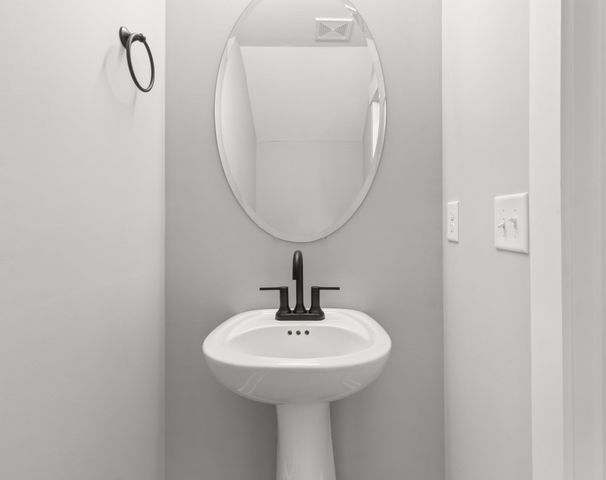 504 Jonathan Wade Circle, Clarksville, TN 37043