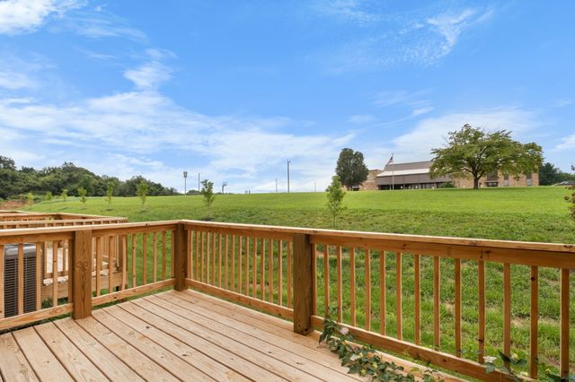 504 Jonathan Wade Circle, Clarksville, TN 37043