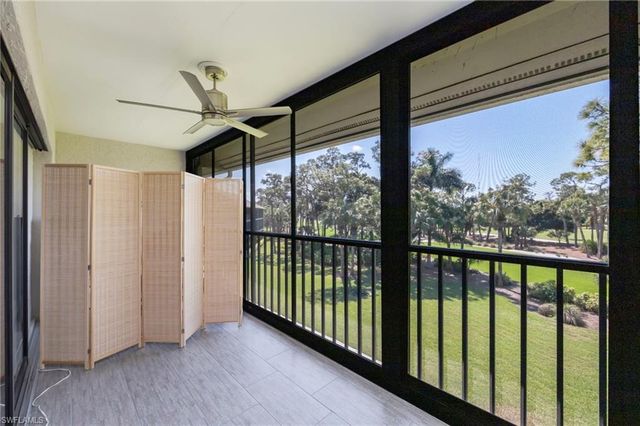 752 Eagle Creek DR 302, Naples, FL 34113