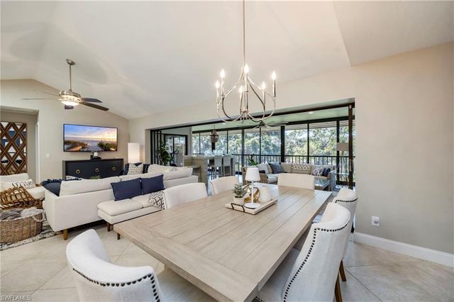 752 Eagle Creek DR 302, Naples, FL 34113