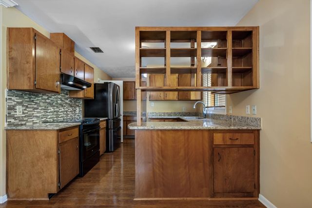 7921 S Briarcreek Road, Tallahassee, FL 32312