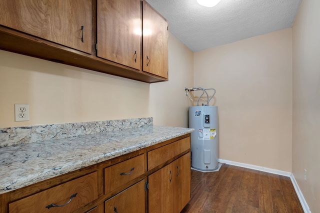 7921 S Briarcreek Road, Tallahassee, FL 32312