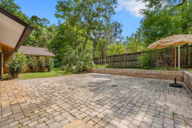 7921 S Briarcreek Road, Tallahassee, FL 32312