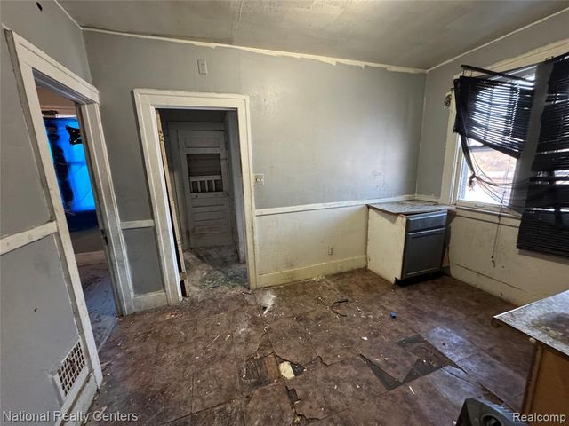 11881 Saint Patrick Street, Detroit, MI 48205