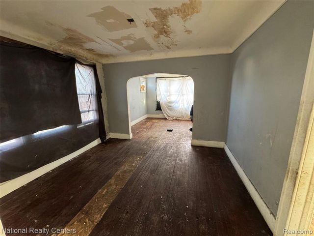 11881 Saint Patrick Street, Detroit, MI 48205