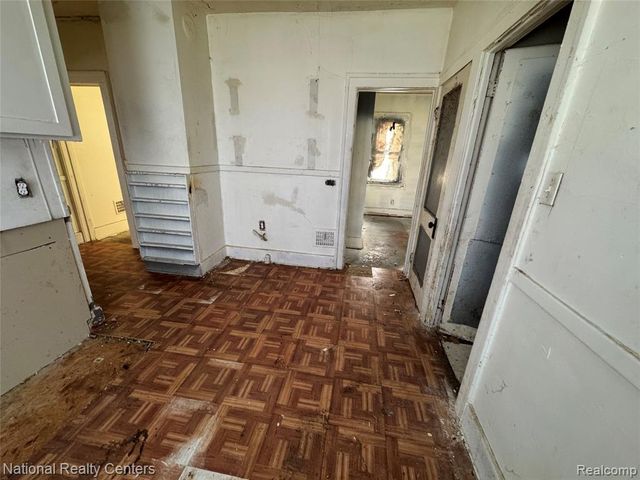 11881 Saint Patrick Street, Detroit, MI 48205