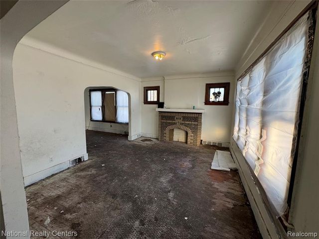 11881 Saint Patrick Street, Detroit, MI 48205