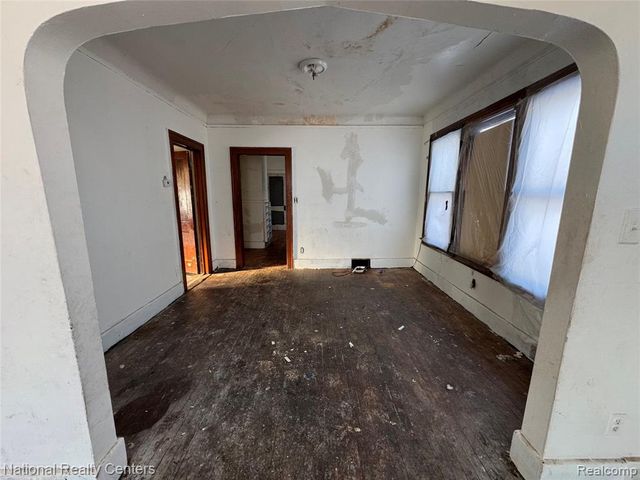 11881 Saint Patrick Street, Detroit, MI 48205