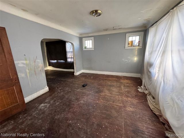 11881 Saint Patrick Street, Detroit, MI 48205