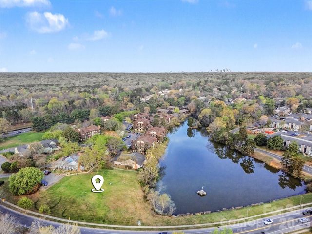 1725 Village Lake Drive, Charlotte, NC 28212