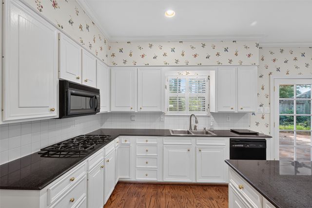 516 Northampton Drive, Shreveport, LA 71106