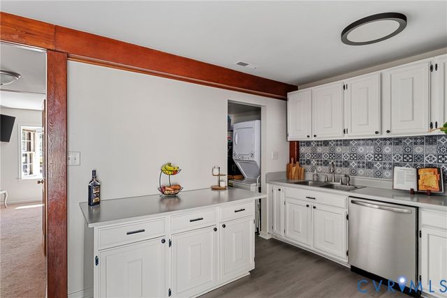 10090 Purcell Rd, Henrico, VA 23228