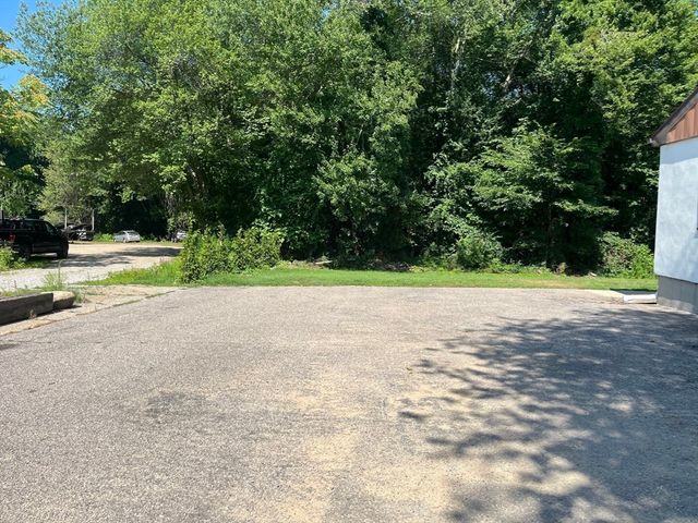 26 Washington St 1, Plainville, MA 02762